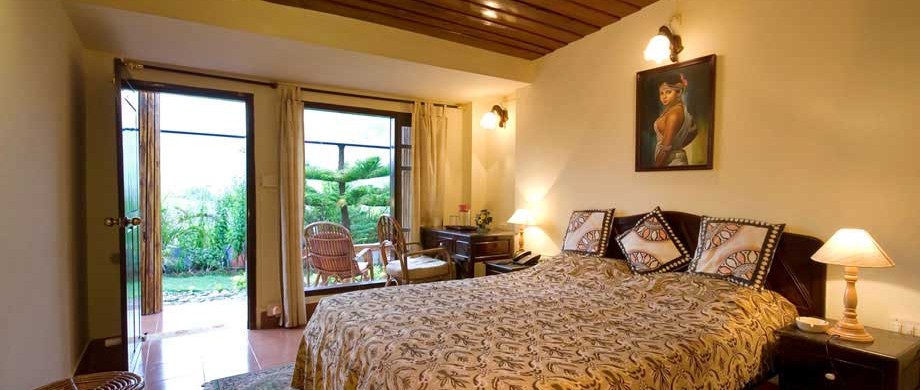 Munnar Deluxe Bedroom