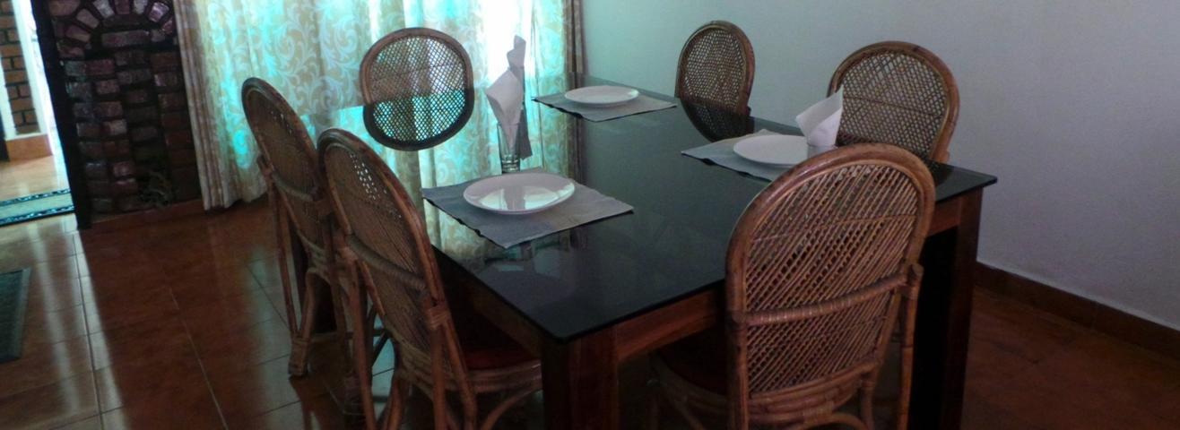 John Cottage Munnar Dinning Room